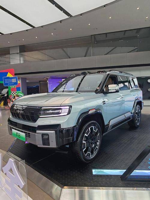 广州270比亚迪方程豹硬派越野的爆款，英菲尼迪35周年与你共成长